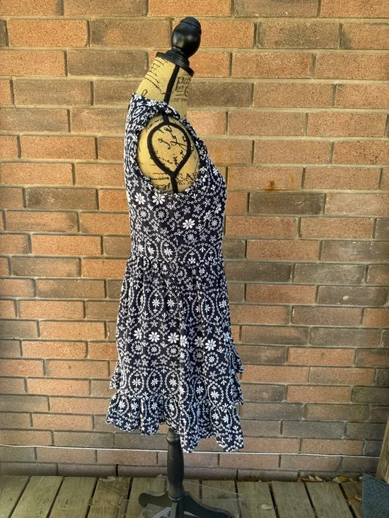 kate spade Navy & White Floral Sleeveless Fit-and-Flare Dress Size 6 - Picture 3 of 7